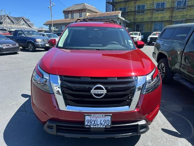2024 Nissan Pathfinder SV 4WD