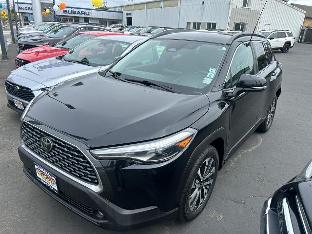 2024 Toyota Corolla Cross XLE 4WD (Natl)