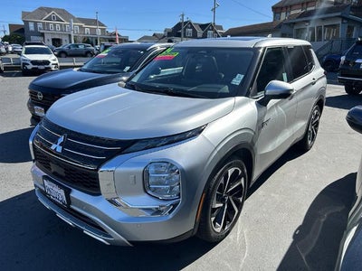 2024 Mitsubishi Outlander Plug-In Hybrid SE S-AWC