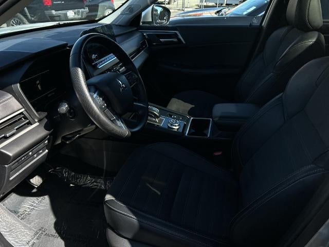 2024 Mitsubishi Outlander Plug-In Hybrid SE S-AWC