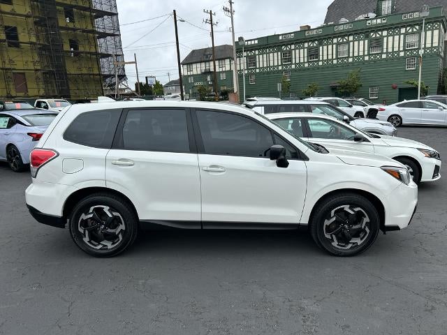 2017 Subaru Forester 2.5i Manual