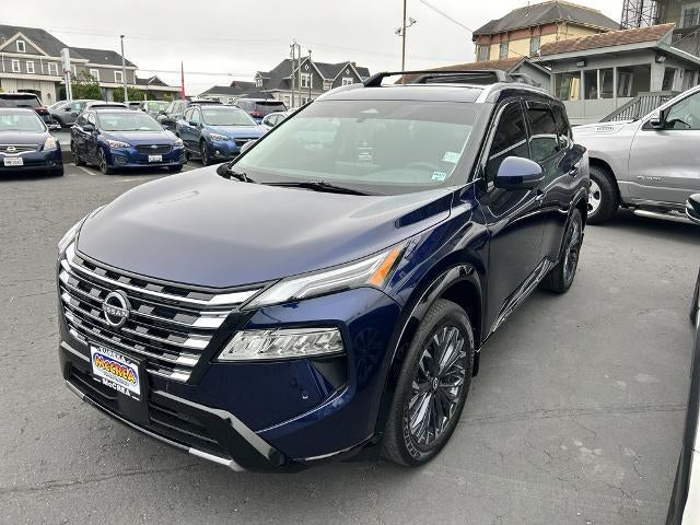 2025 Nissan Rogue AWD Platinum