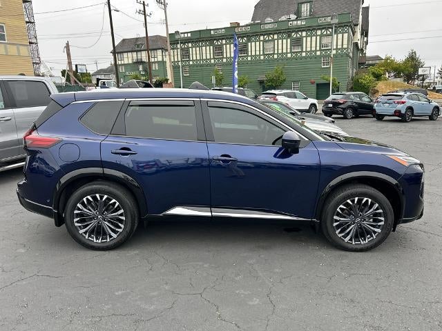 2025 Nissan Rogue AWD Platinum