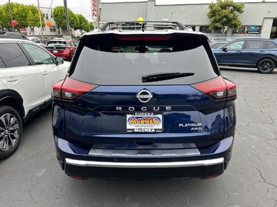 2025 Nissan Rogue AWD Platinum