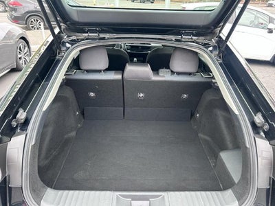 2024 Toyota Prius LE (Natl)
