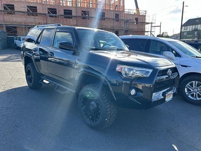2019 Toyota 4Runner SR5 4WD (Natl)