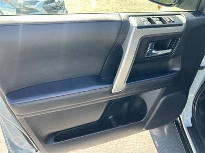 2022 Toyota 4Runner Trail Special Edition 4WD (Natl)