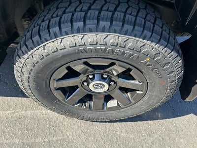 2022 Toyota 4Runner Trail Special Edition 4WD (Natl)